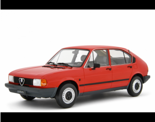 Alfa Romeo Alfasud 1.2 4 Porte 1980 ROSSO ALFA Laudoracing 1:18 Resinemodell (Türen, Motorhaube... nicht zu öffnen!)
